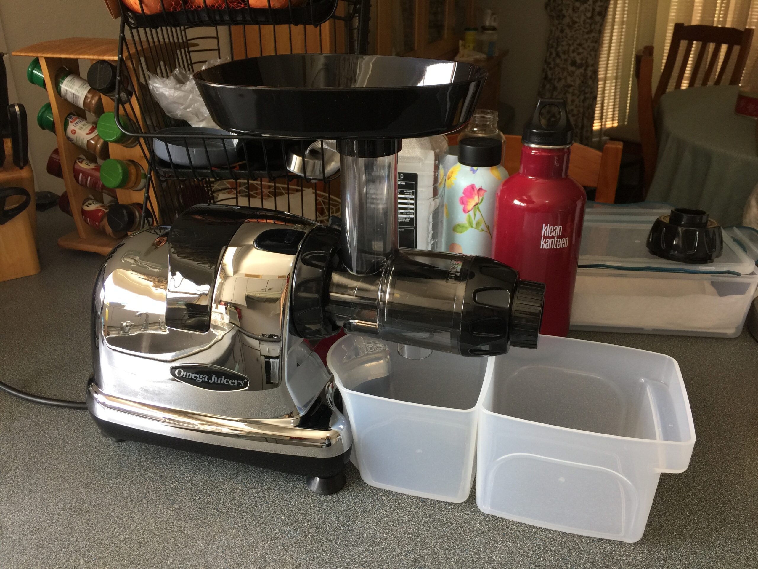 Omega Juicer